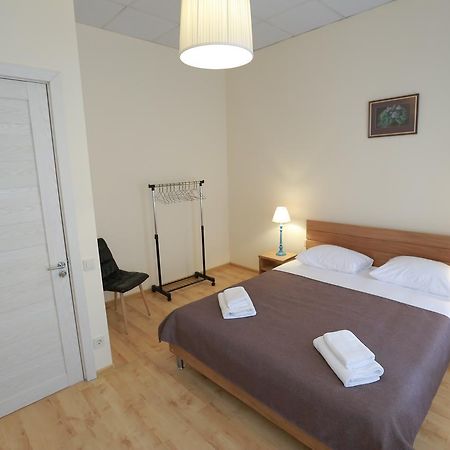 Midtown Hotel & Hostel Tbilisi Bagian luar foto