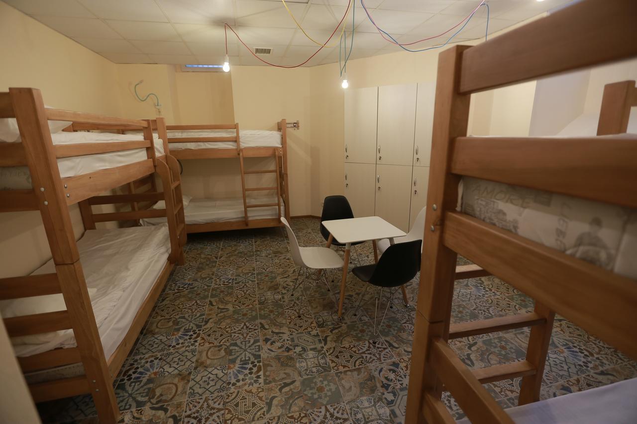 Midtown Hotel & Hostel Tbilisi Bagian luar foto