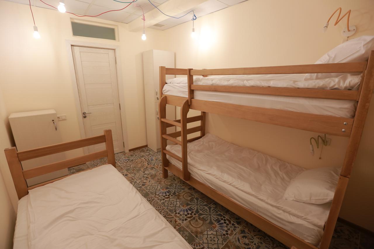 Midtown Hotel & Hostel Tbilisi Bagian luar foto