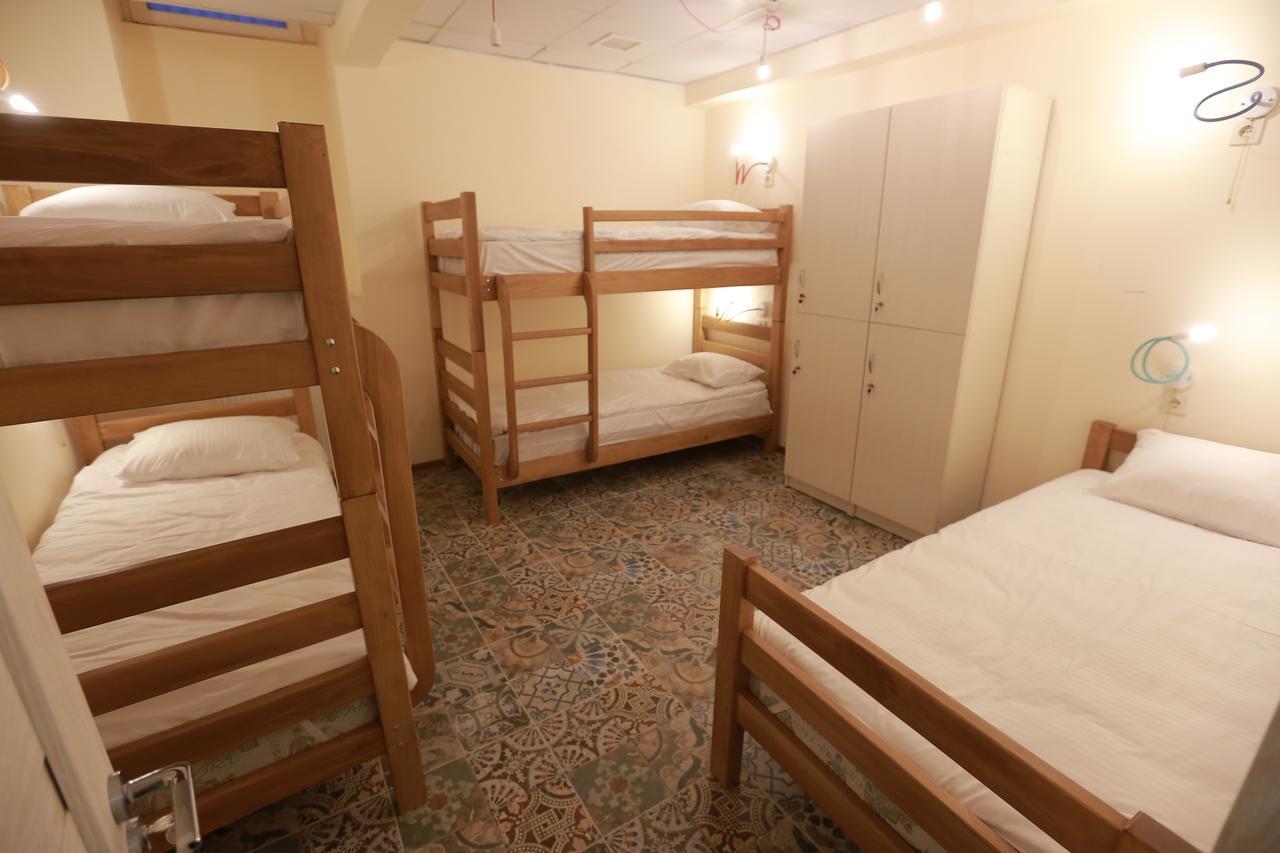 Midtown Hotel & Hostel Tbilisi Bagian luar foto