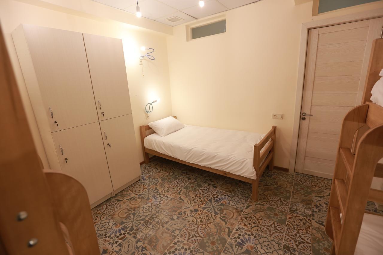 Midtown Hotel & Hostel Tbilisi Bagian luar foto